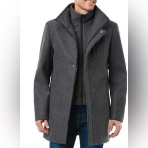 Vince Camuto Men's Classic Coat in Gray Size L
NWOT